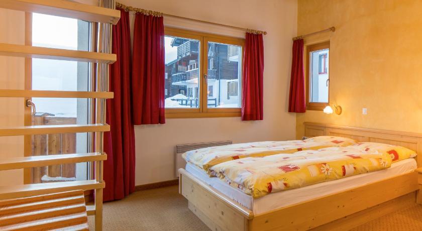 Familienhotel Garni Sporting Bettmeralp Habitación foto